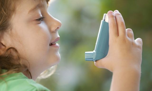 Asthma signs: What to do if child is having an asthma ...